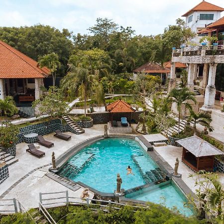 The Uluwatu Estate Hotel Pecatu Екстериор снимка