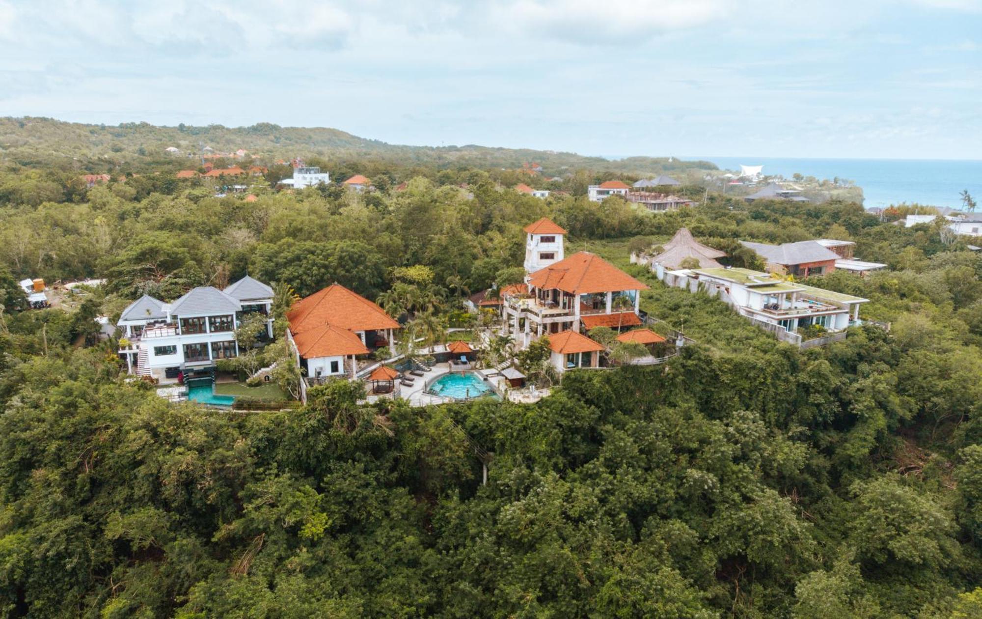 The Uluwatu Estate Hotel Pecatu Екстериор снимка