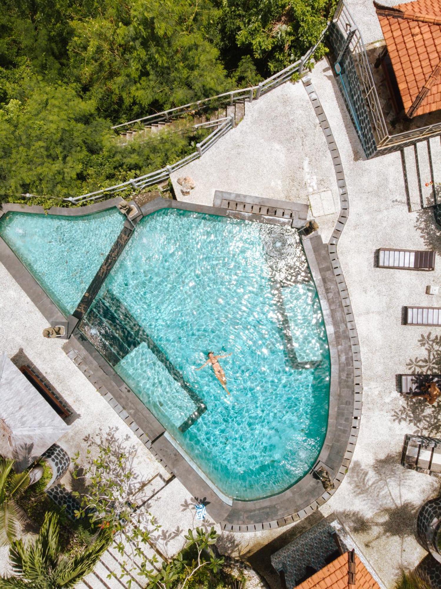 The Uluwatu Estate Hotel Pecatu Екстериор снимка