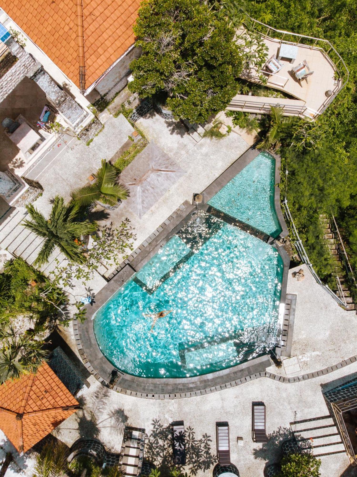 The Uluwatu Estate Hotel Pecatu Екстериор снимка