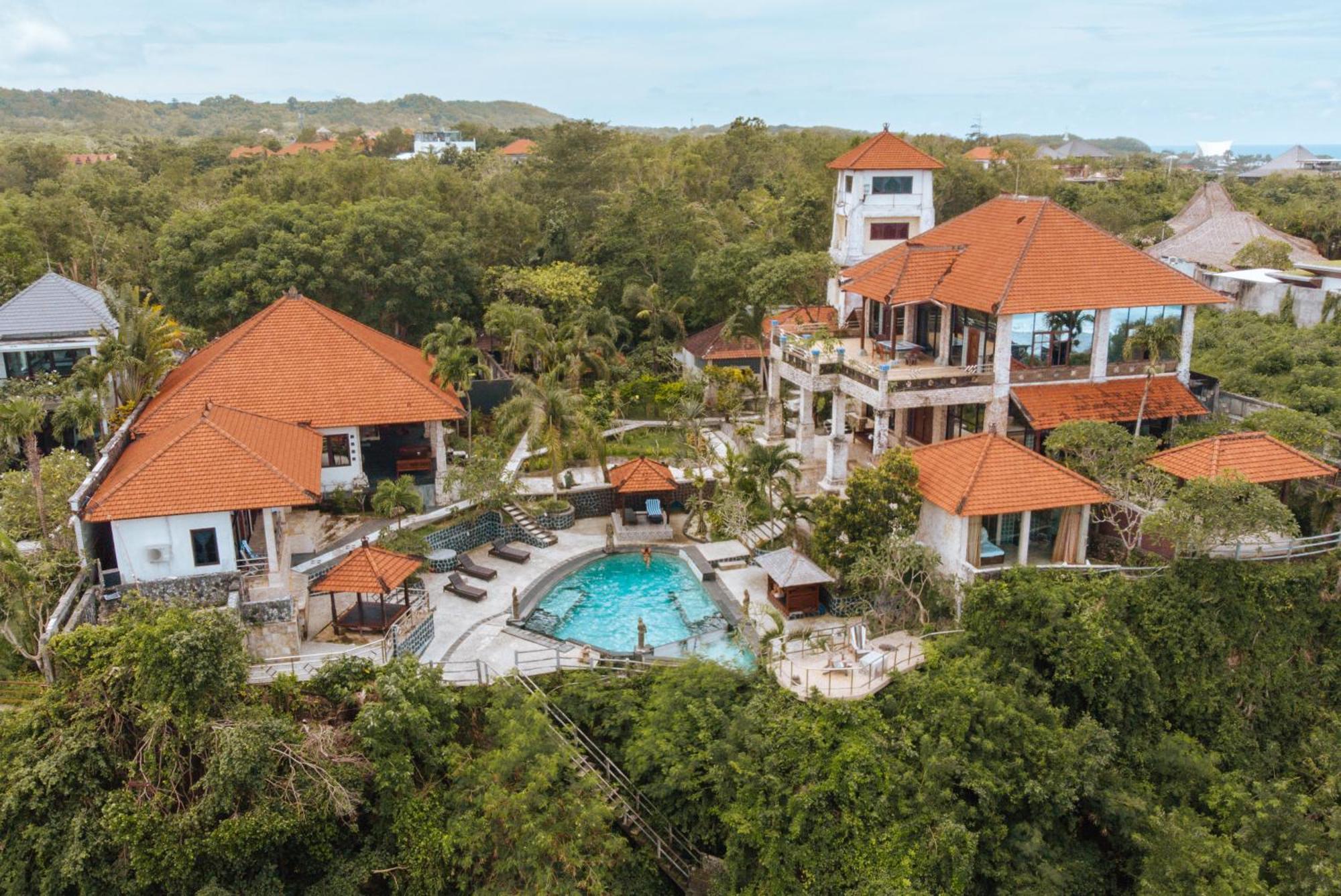 The Uluwatu Estate Hotel Pecatu Екстериор снимка